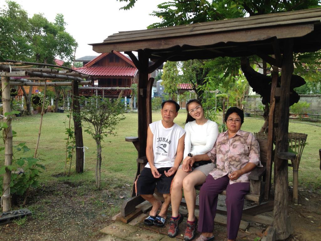 The Little Lopburi Village Exteriör bild