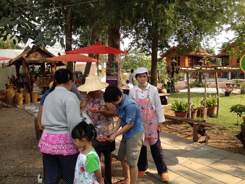 The Little Lopburi Village Exteriör bild