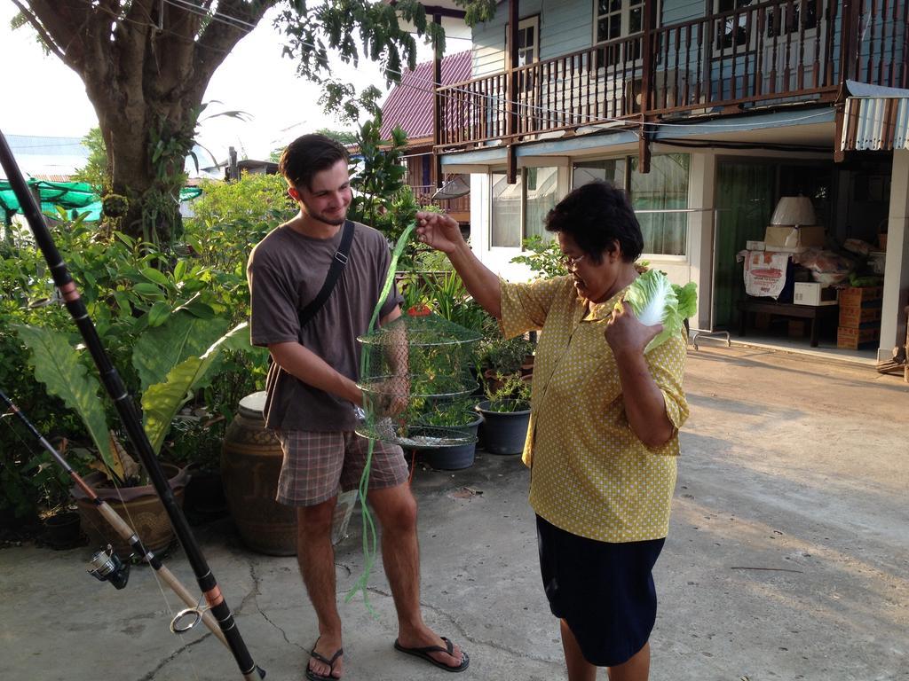 The Little Lopburi Village Exteriör bild