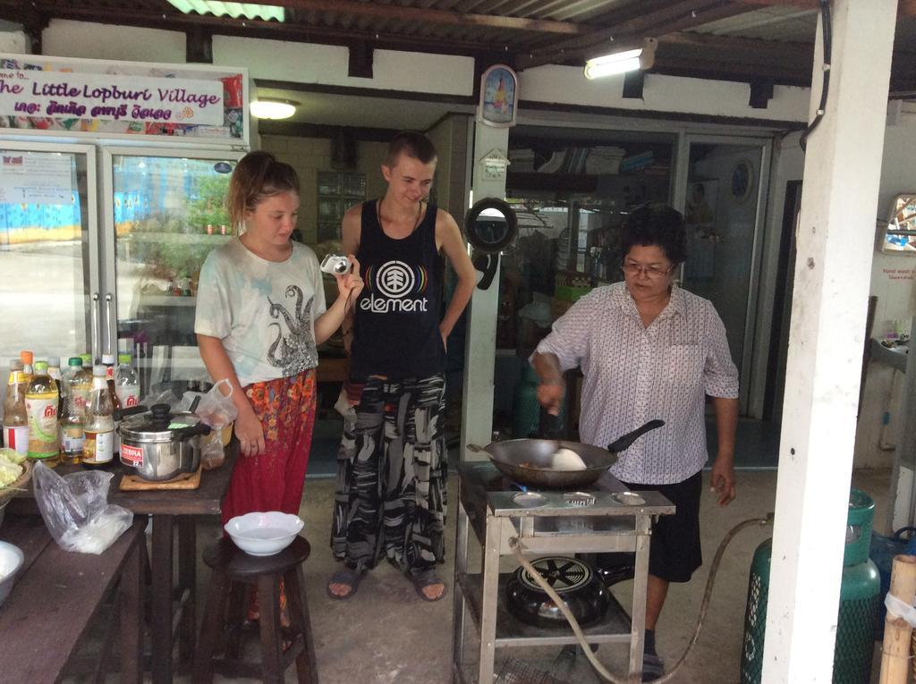 The Little Lopburi Village Exteriör bild