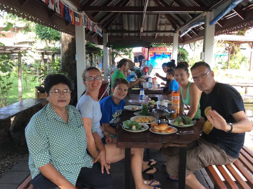 The Little Lopburi Village Exteriör bild